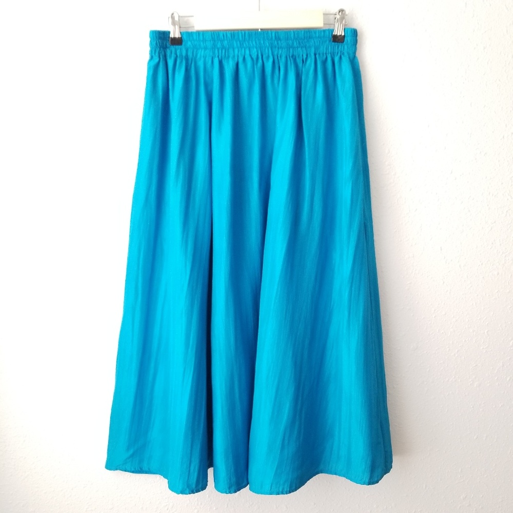 Just Silk Skirt Blue size Large Circle style